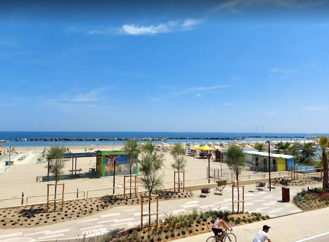 רימיני Hotel Ridens