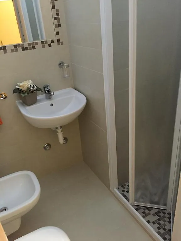 רימיני Hotel Ridens