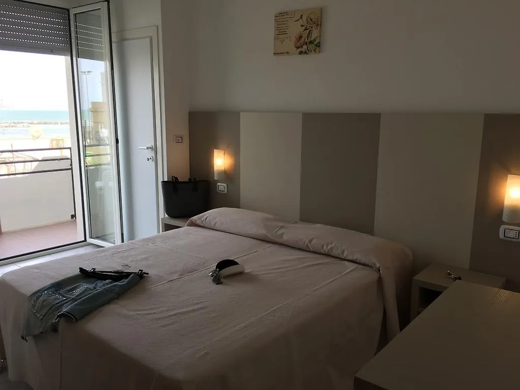 Hotel Ridens Ρίμινι 2*,  Ιταλία